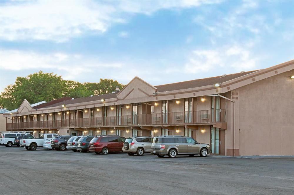 Knights Inn South Hackensasck South Hackensack Exteriör bild